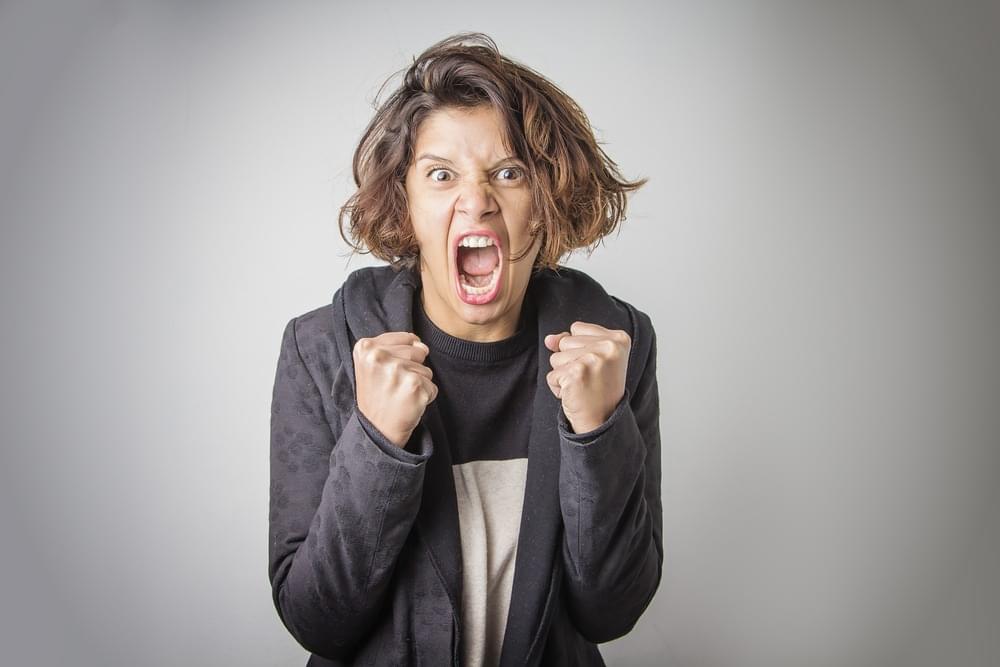 stress uberaktiviert frau brullen shutterstock 574783447 kopie